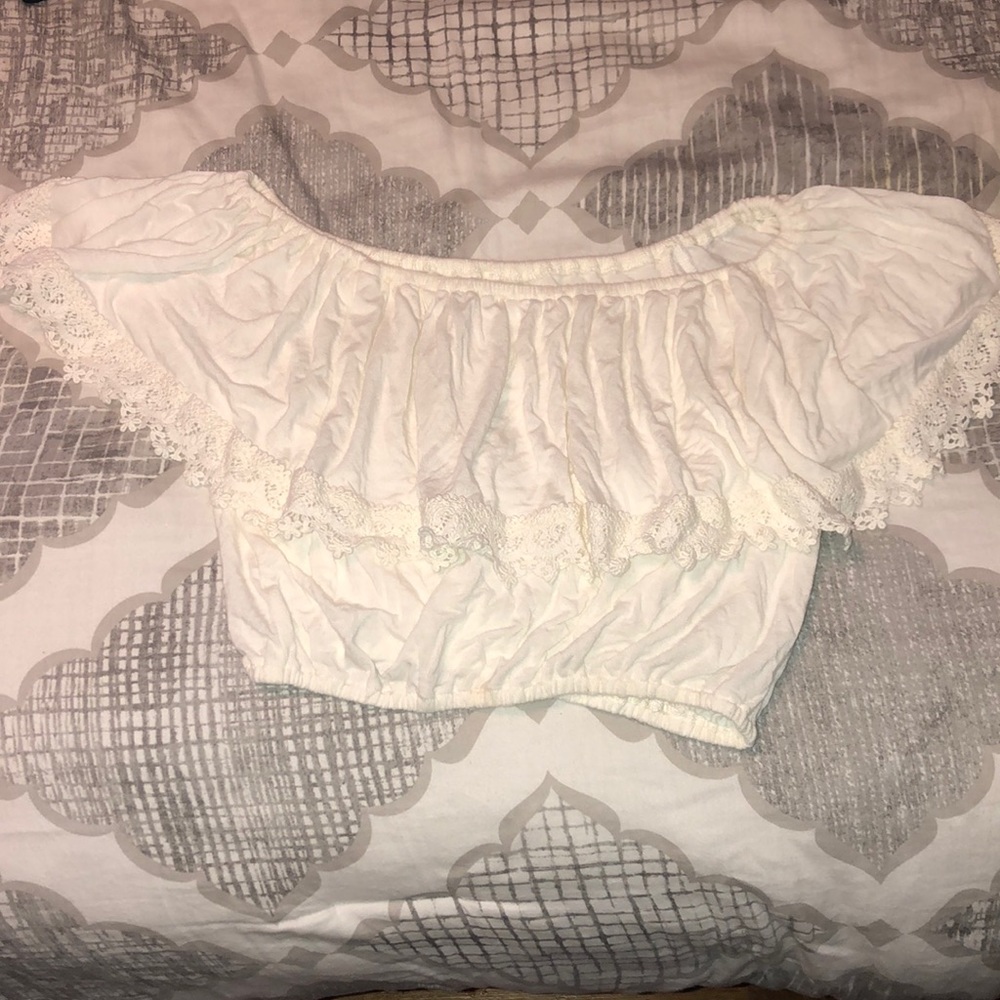 White off the shoulder crop top